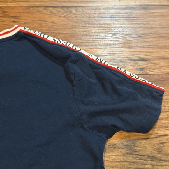 GUESS Y2K Men's Navy T-Shirt with Red striped logo Accents Small - Picture 8 of 10
